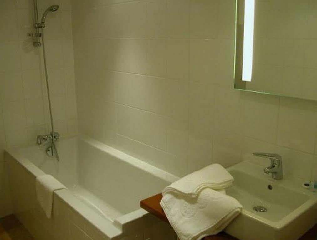 Hôtel Restaurant Notre Dame - Room Service Disponible Haguenau Esterno foto