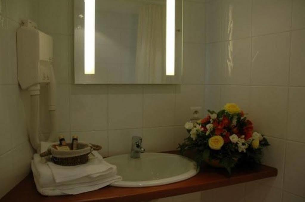 Hôtel Restaurant Notre Dame - Room Service Disponible Haguenau Esterno foto